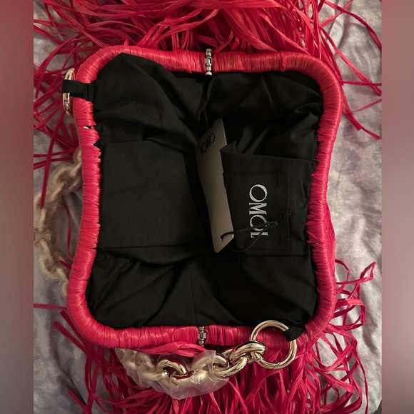 OMOL Esu Bag - Red - Picture 6 of 9